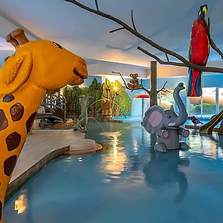 Sandra & Aquapark リゾート カルパッチ