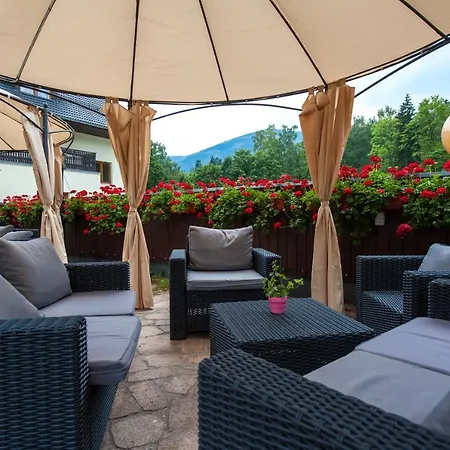 Sandra & Aquapark Resort